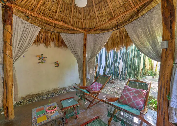 Casa Del Maya Bed & Breakfast